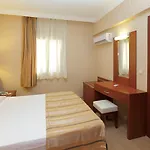 Julian Club Hotel 4*