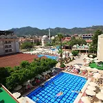 Julian Club 4*