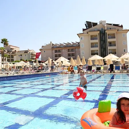 Hotel Julian Club 4*