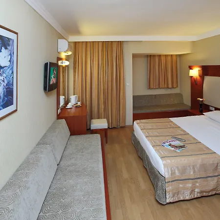 Julian Club Szálloda Marmaris