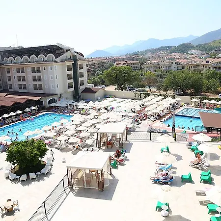 Julian Club Hotel