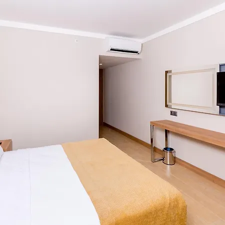 Julian Club Szálloda Marmaris