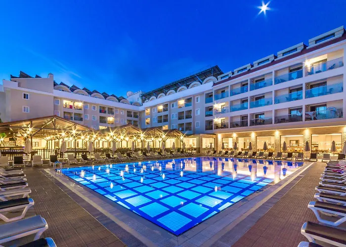 Julian Club 4*