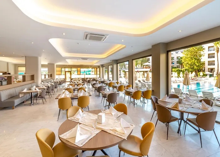 Hotel Julian Club
