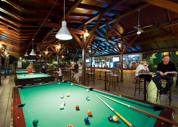Julian Club