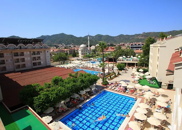 Julian Club 4*