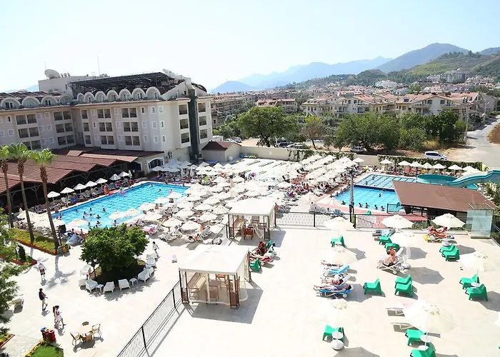 Julian Club Hotel