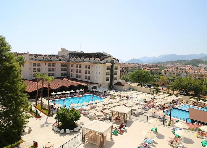 Hotel Julian Club 4*