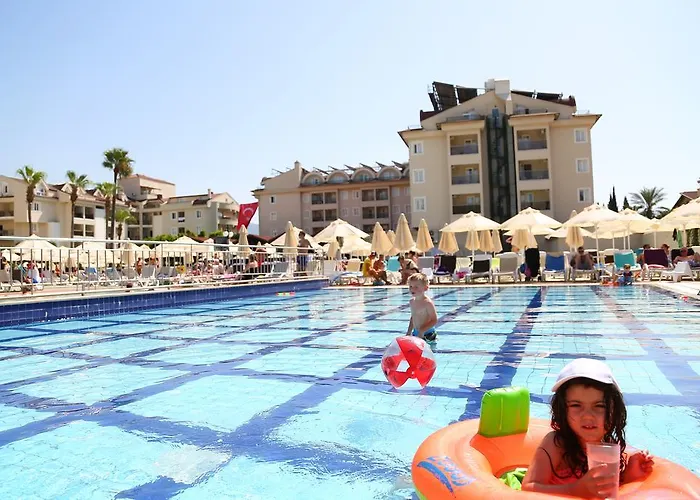 Hotel Julian Club 4*