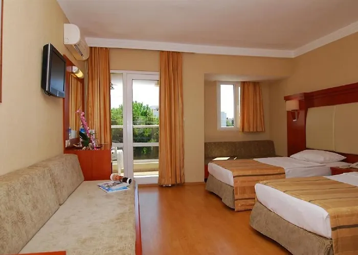 Hotel Julian Club