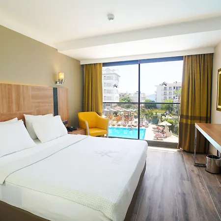 Hotel Julian Club