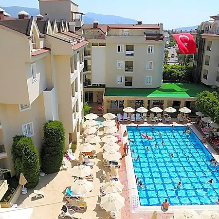 Julian Club 4* מרמריס