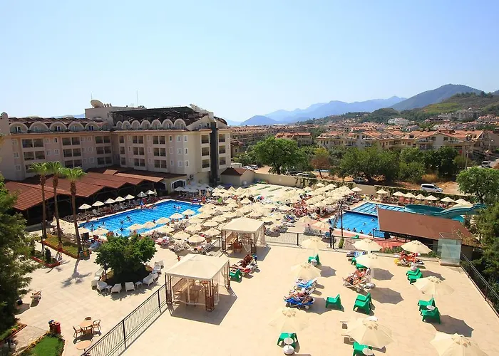 Julian Club Hotel